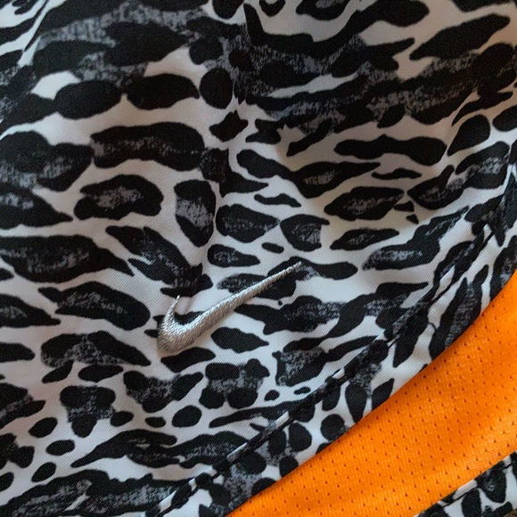 Nike Shorts - Picture 2 of 3